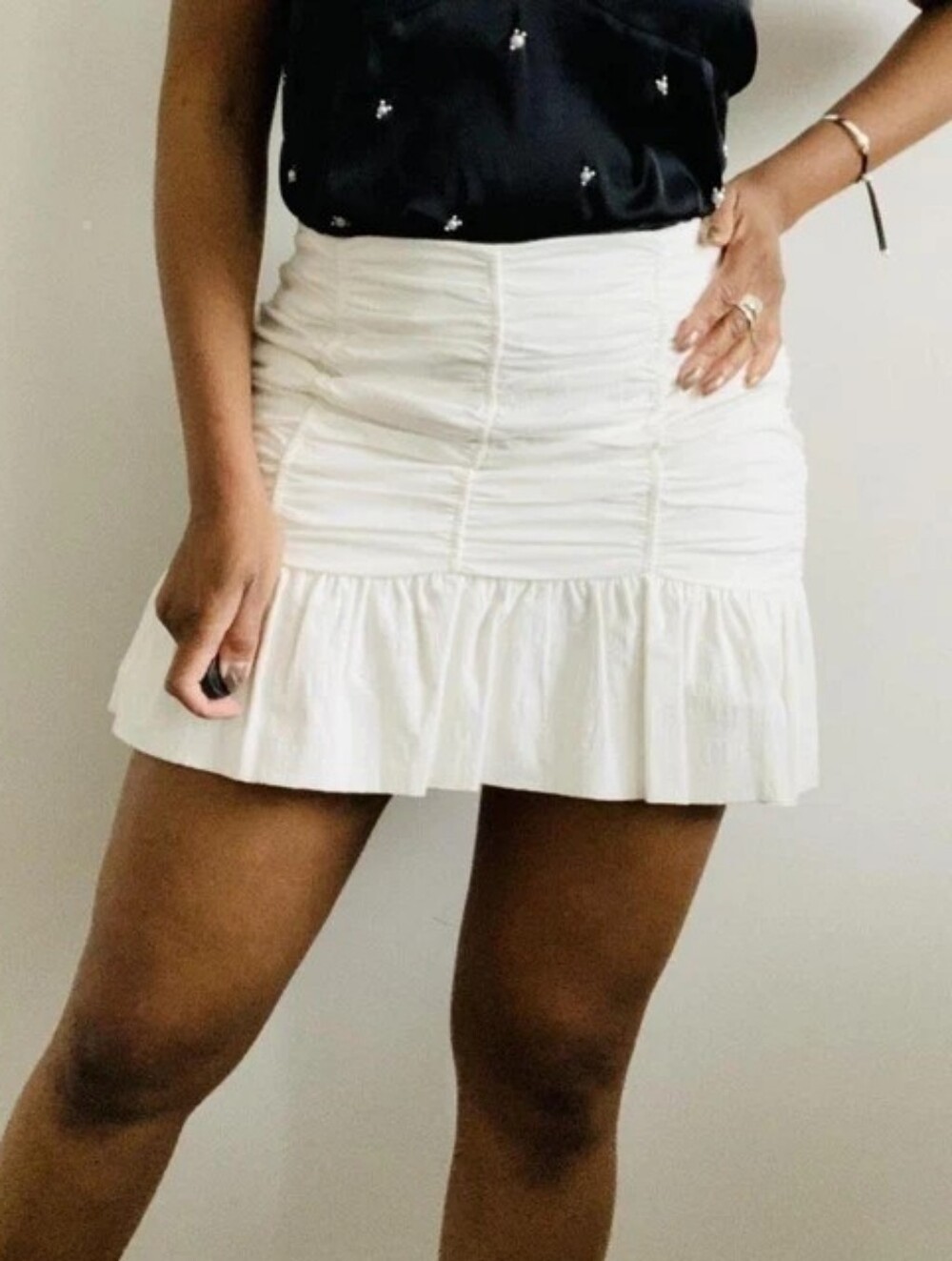 Zara Ruched Ruffle Mini Skirt in White Like New